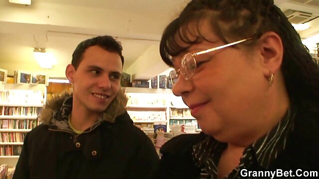 Favorite :  chick with big ass toss guy’s salad after being fucked in the ass ຮູບເງົາຄອມ 
